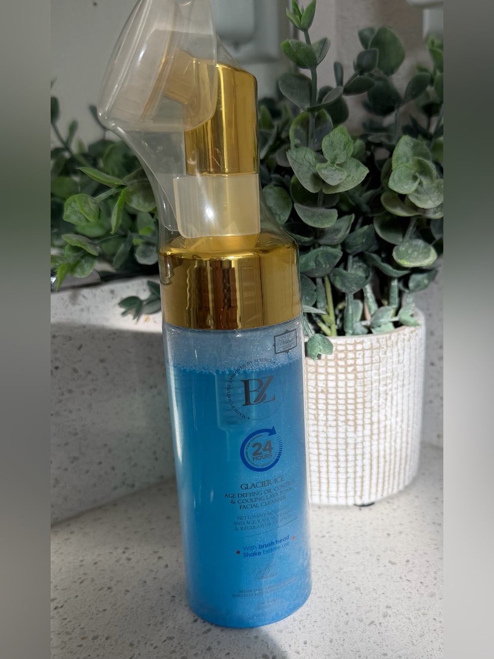 Below Zero Glacier Ice Age Defying Oil Control & Cooling Lava Foam Facial Clean